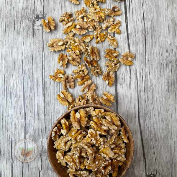 Nueces almondnutchile